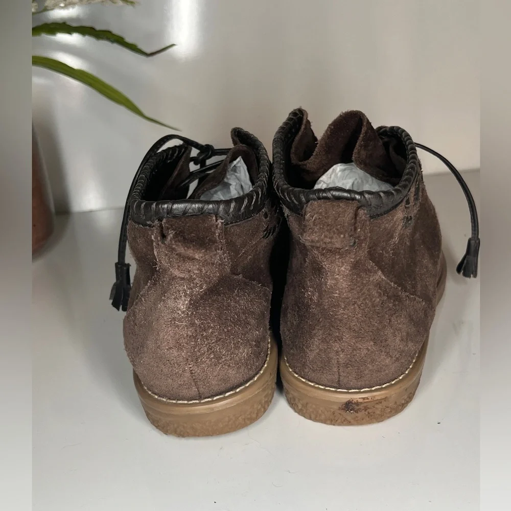 JACK ROGERS‎ Brown whipstitch suede lace up chukka boots size 9.